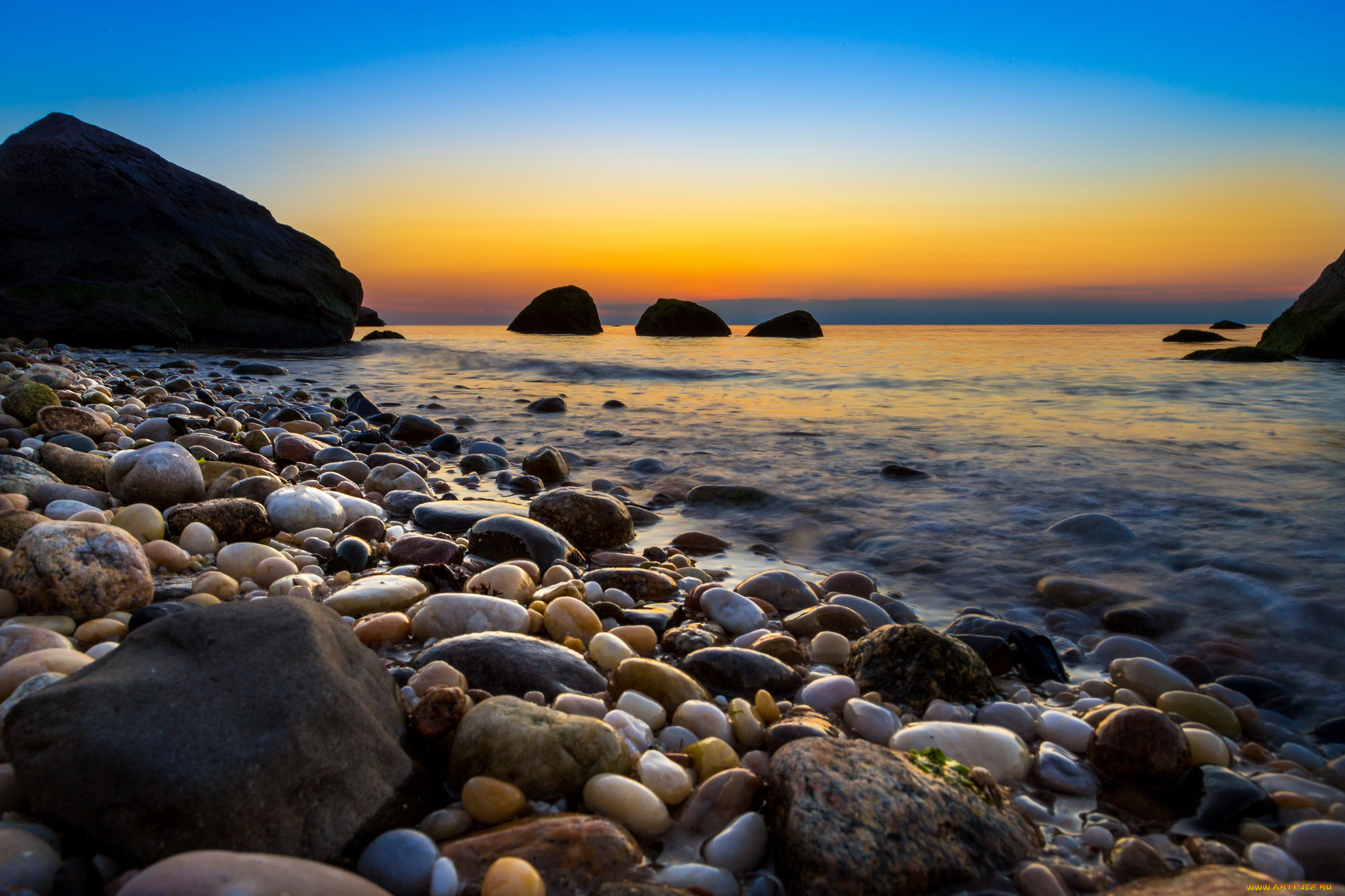 каменистый пляж